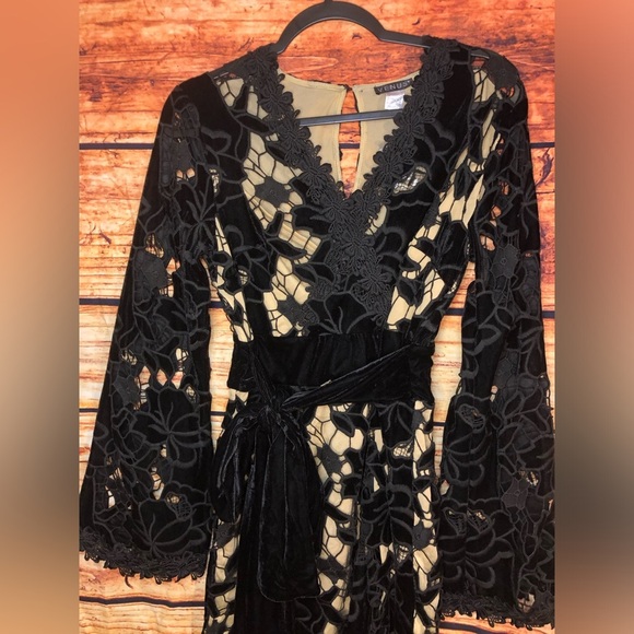 Velvet Lace Illusion Dress Sz 6 Black Flare Sleeve Boho Whimsigoth Flar… - Picture 7 of 14